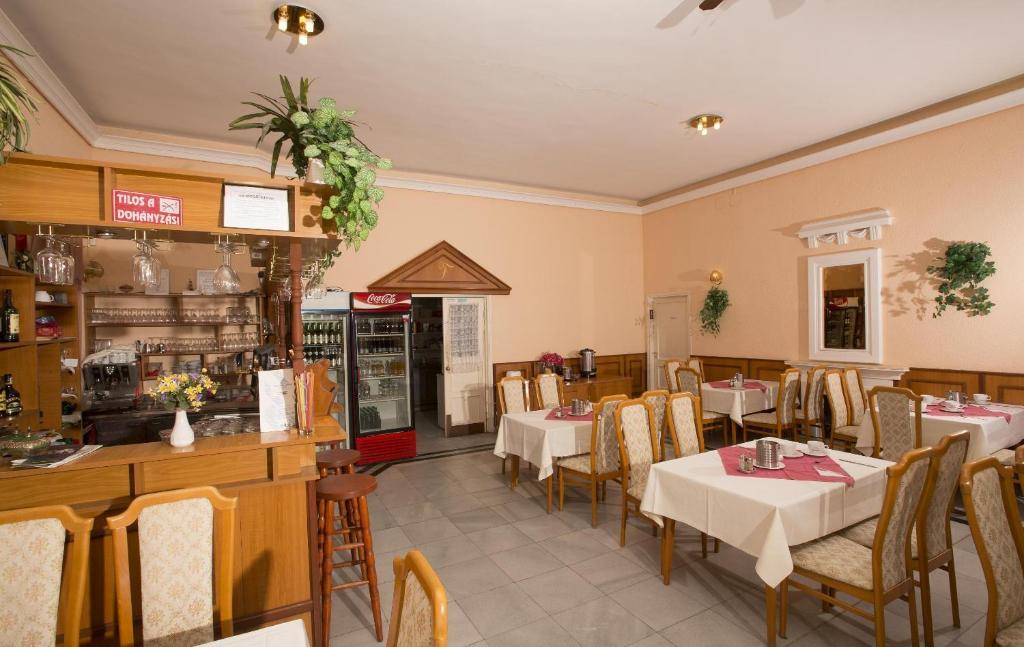 Hotel Francoise Balatonlelle Dış mekan fotoğraf